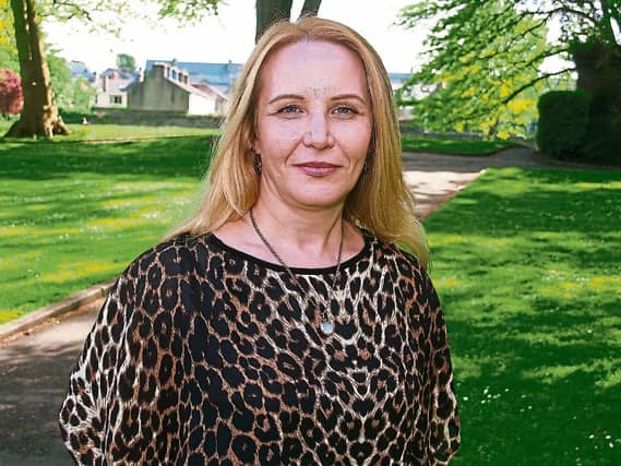 Cllr Elena Secas