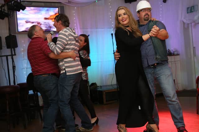 Well here’s your big chance! Naas Musical Society are holding a Music Night and a Lip Sync Battle in the Town House Hotel on Friday, October 11. Music on the night will be supplied by live band Home for the Weeeknd! The night gets underway at 8.30pm with admission only €5.