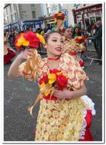 [caption id="attachment_214007" align="alignnone" width="219"] A Philipina posy pose...[/caption]