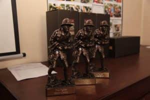 On Monday night, familiar faces to the North of the county gathered together for a presentation of statuettes in recognition of their years of service for Kildare Fire Service.