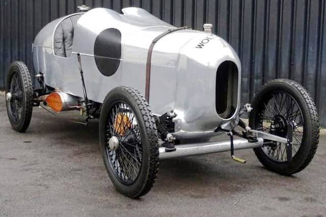 The 1921 Wolseley 200-Mile Record Car Evocation was built by one of Britain’s biggest motorcar manufacturer at the outbreak of World War One, Wolseley. This car was acquired by Stephen Battye for his impressive Yorkshire Car Museum during 2003, it was carefully stripped and reassembled after a period of dry storage. It is now on sale and estimates €35,000- €42,000.