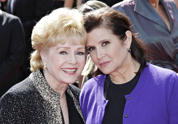 Carrie Fisher pictured with her mother Debbie Reynolds