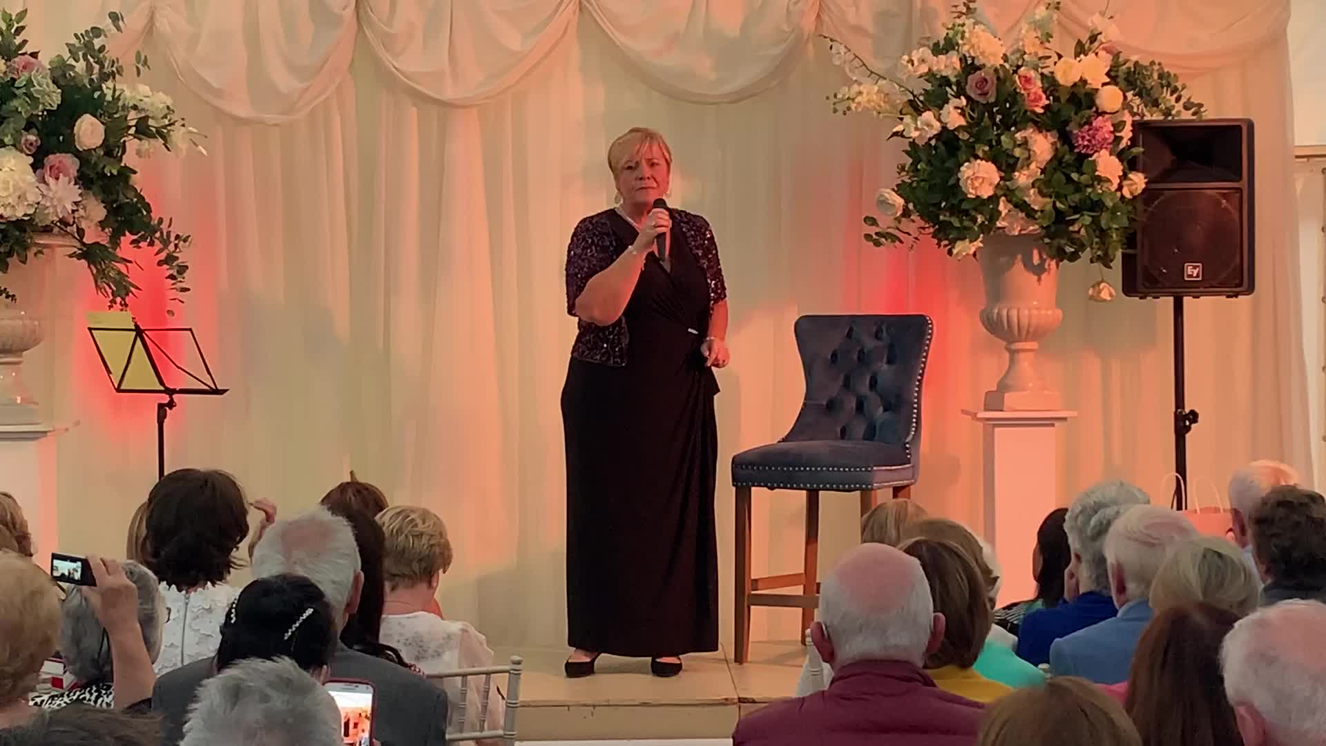 Mary thrills the crowds in Bruckless