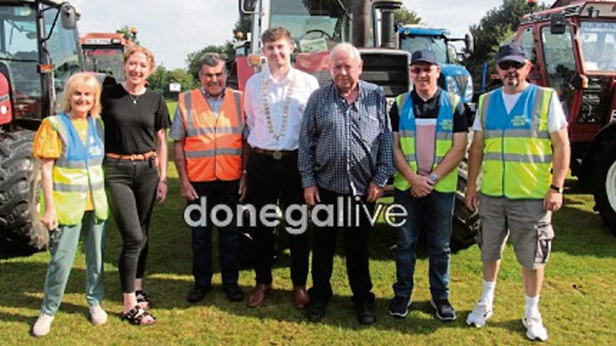 In pictures: Muff Community Development charity tractor run