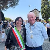 Mayor Sabina Panzeri with Cllr Richie Molloy in Costa Masnaga