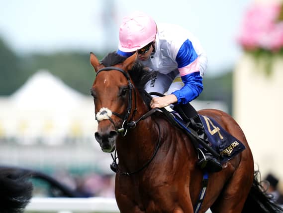 Limestone was a narrow winner of the Queen's Vase