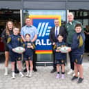 ALDI opened its new store in Dooradoyle today, alongside local school children, Minister of State at the Department of Agriculture, Food and the Marine with Special Responsibility for Forestry, Horticulture and Farm Safety, Niall Collins; ALDI Play Rugby ambassador, current Irish rugby coach and former Ireland captain Paul O’Connell; Ireland international rugby player, Beibhinn Parsons; and Store Manager, Michael Essex . PICTURE: Liam Burke/ Press 22