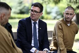 Andy Burnham meets wounded Ukrainian troops