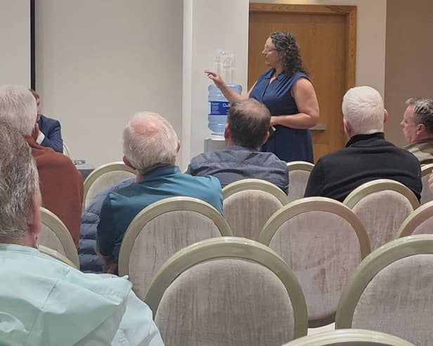Juanita Guidera Quirke told a public meeting in Clonmel that a united front from politicians was needed to take on Uisce Eireann