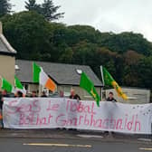 Supporters of the Garvahy Road residents in Croithlí this morning