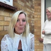 Mum whose brain ‘slipped’ out of her skull loses two front teeth eating sandwich after decade without dentist check-ups
