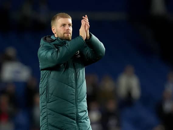 Fabian Hurzeler applauds