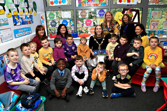 Mayor of Derry and Strabane, Councillor Grace Uí Niallais, paid a visit to St Anne’s Primary School.