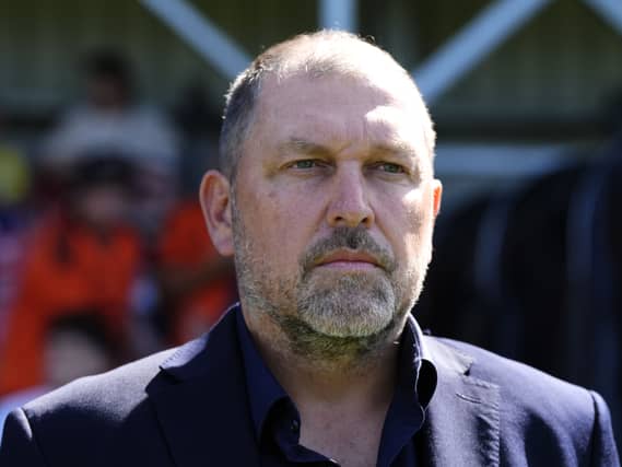 Peter Cklamovski on the touchline