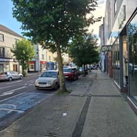 Twenty minutes of free parking approved for town centre streets
