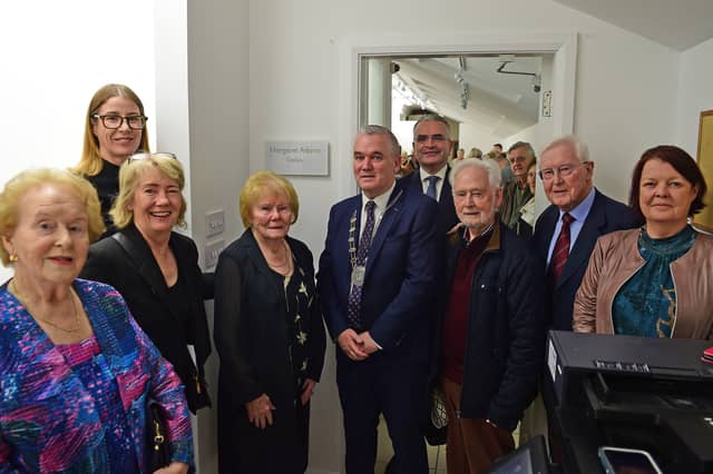 Pictured from left at the unveiling are Breege Staunton, Katriona Gillispie, Jacqueline Horan, Evelyn Horan, Cllr Brendan Mulroy, Cathaoirleach of Westport Belmullet Municipal District; Dara Calleary, Minister for Social Protection and Minister for Rural and Community Development; Cormac Ó Cionnaith, Pat Kenny and Deirdre Adams. Margaret Adams served as Chairperson on the Board of the Custom House Studios Gallery for 23 years.