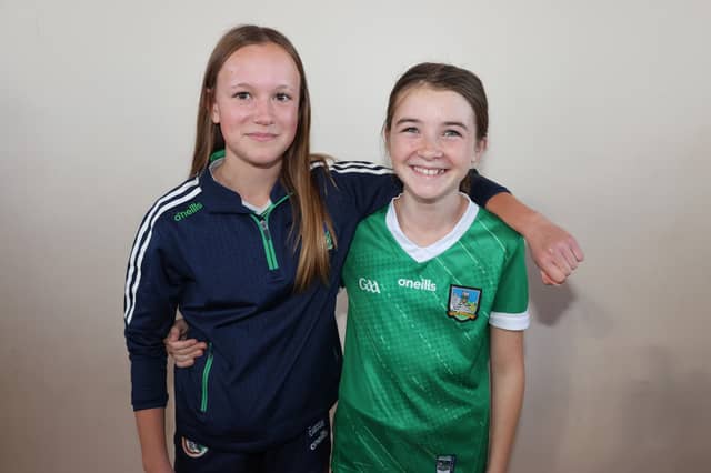 Scoil Mocheallóg pupils cheer on boys in green!