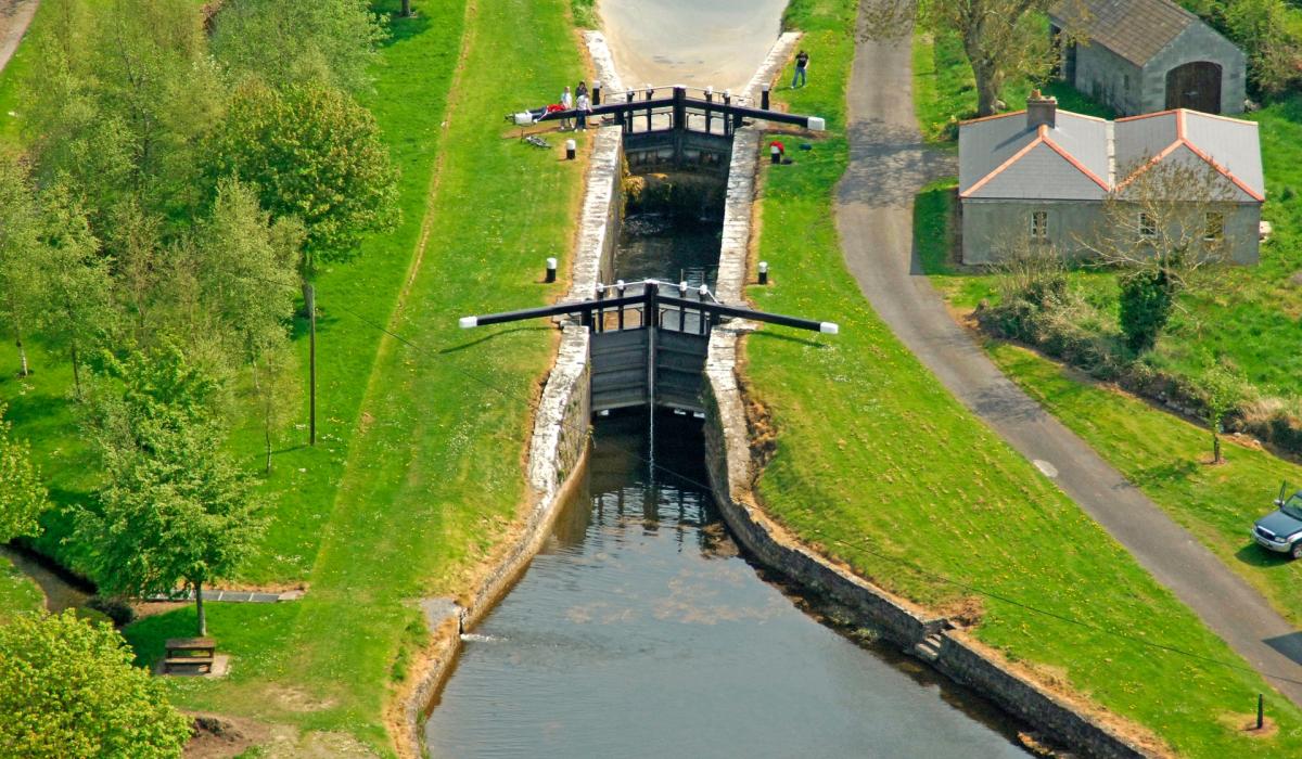 Stunning Royal Canal lock house on market for €250,000 Ireland Live