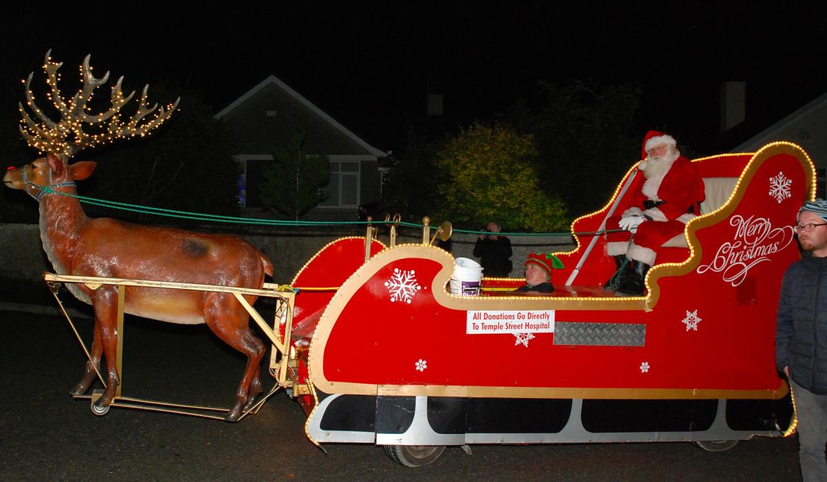 PICTURES: Santa and Rudolph visit Roscrea - Ireland Live