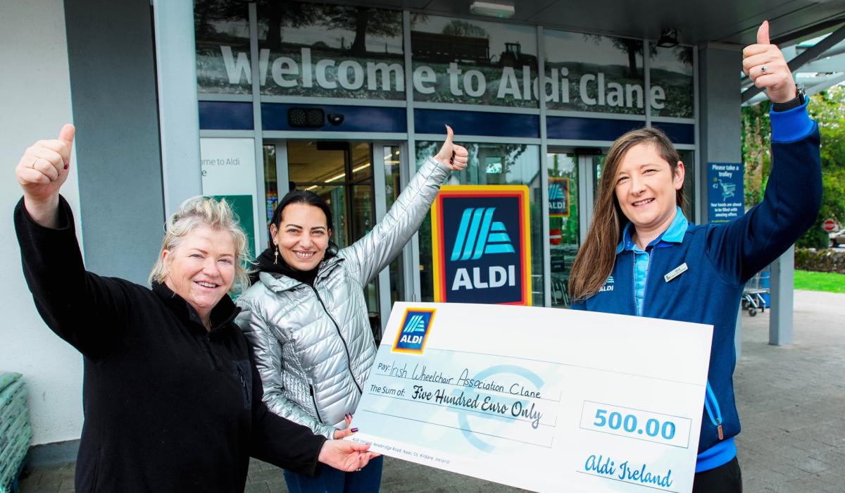Irish Wheelchair Association in Clane receives €500 donation from local