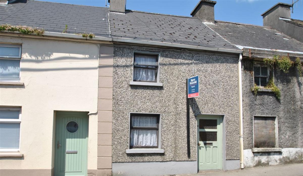 Threebedroom house on sale in the heart of Roscrea for under €100,000