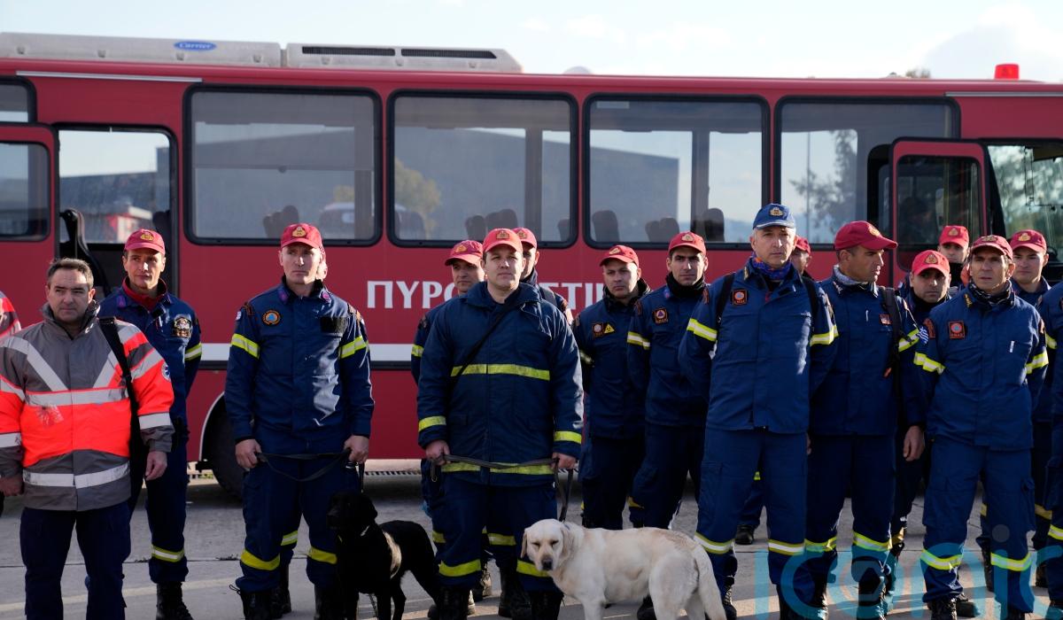 Rescuers from all over the world rush to Turkey and Syria after deadly ...