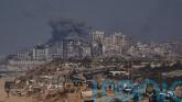 Israeli strikes kill dozens in Gaza amid Netanyahu defiance