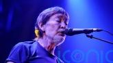 Driving Home For Christmas singer Chris Rea hailed as &lsquo;legend&rsquo; by Bob Mortimer
