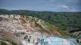 200 people dead after landslide at coltan mining site