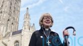 First woman to be enthroned as Archbishop of Canterbury in historic ceremony