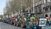 Lorries and tractors converge in Dublin city centre to protest fuel prices