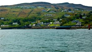 Clár iontach spéisiúil faoi bháthadh Árainn Mhóir a chraoladh ar RnaG