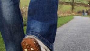 'Residents are not happy' - Pleas for investment in local 'dangerous' footpath 