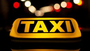 Smashed taxi window in Portlaoise