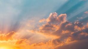 CARLOW WEATHER:  A dry and sunny weekend ahead with with top temperatures of 20 degrees