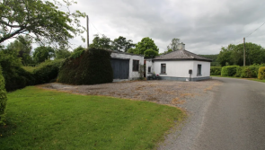 PROPERTY WATCH: DIYers delight! Three-bed house going under the hammer with incredibly low asking price