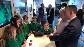 Young Gaelscoil pupils impress Minister on visit to Offaly