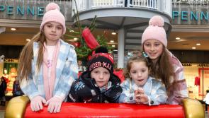 Pictures #1: Santa arrives at Market Cross in Kilkenny 