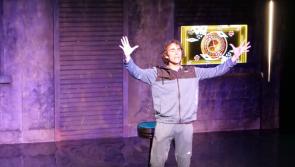 Minimal Human Contact le Comp&aacute;ntas Amharclainne Aisling Gh&eacute;ar