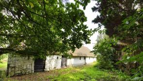 PICTURES: There's a surprise behind this Offaly cottage that explains €250,000 price