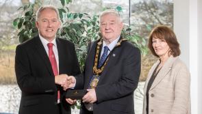 Mayor welcomes New Year Honours recipients to Cloonavin