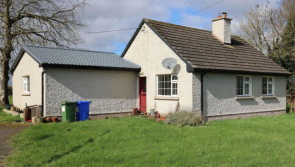 PROPERTY: Cute cottage in the Midlands with big renovation potential could sell for bargain price