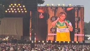 WATCH: EP performer dons midland's jersey during set