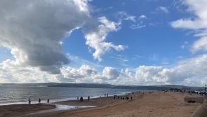Bathing ban lifted at popular Louth beach