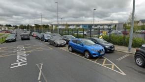 Motorists on busy Laois primary school road 'unaware' of unmarked crossing