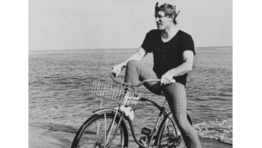 Homecoming for Limerick actor Richard Harris with opening of exhibition with never-before-seen items