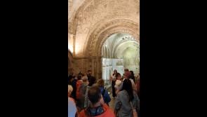 WATCH: Woman goes viral for stunning rendition of classic Irish song in iconic Tipperary location