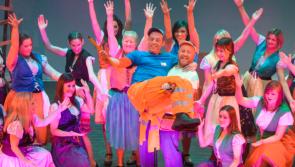 Oh yes it is! The Portlaoise panto is back as Sinbad tackles the Ring of Kerry 