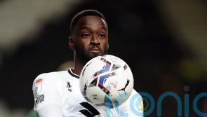 Accrington hold on with 10 men against MK Dons