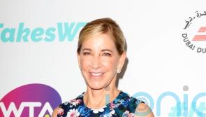 Chris Evert reveals ovarian cancer diagnosis